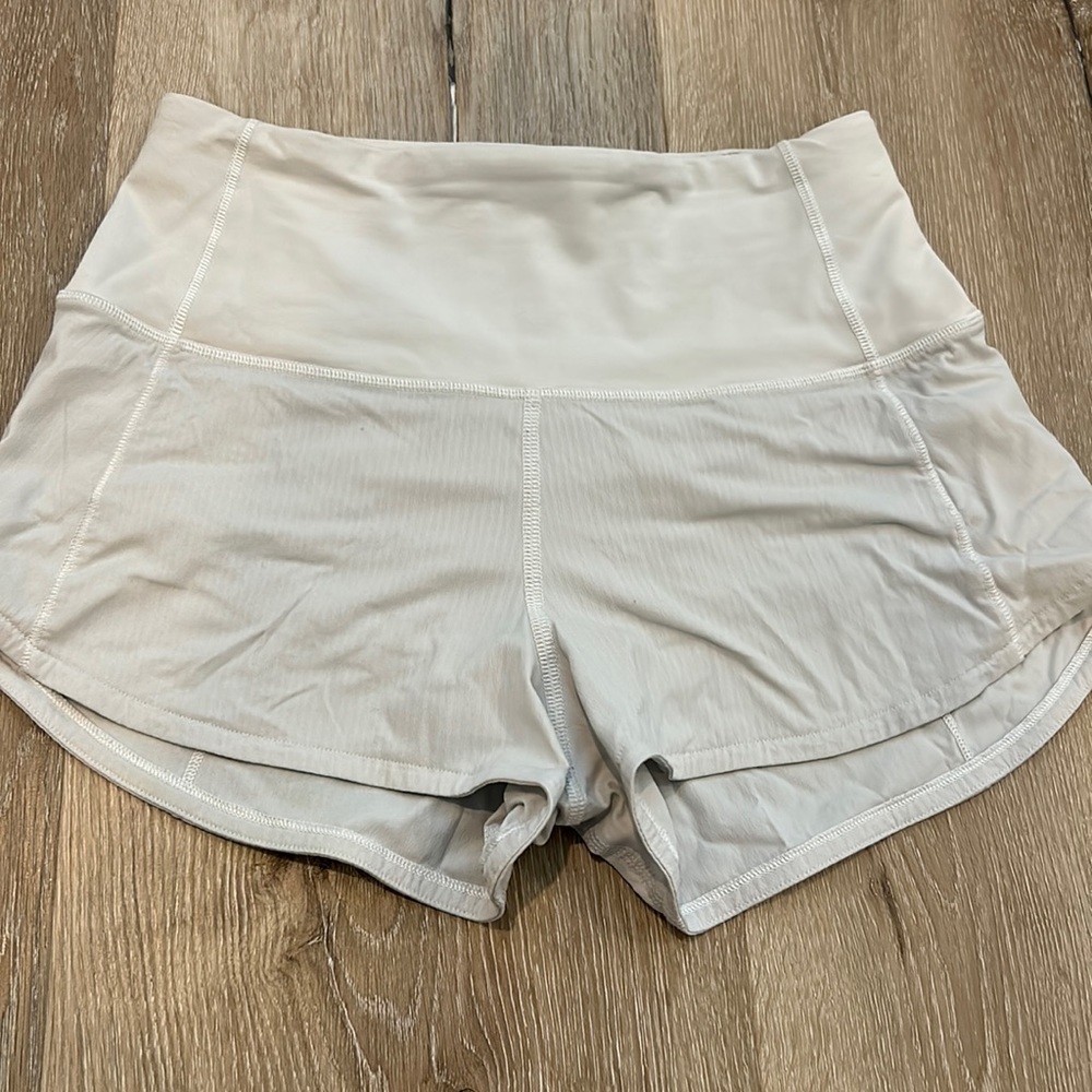 White lululemon shorts